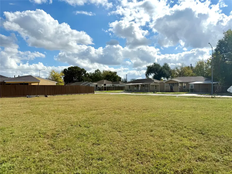 6709 Ilex Street, Houston, TX 77087 - Image #3