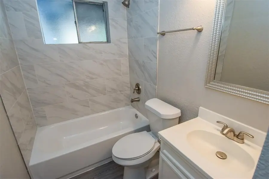 11719 Murr Way, Houston, TX 77048 - Image #3