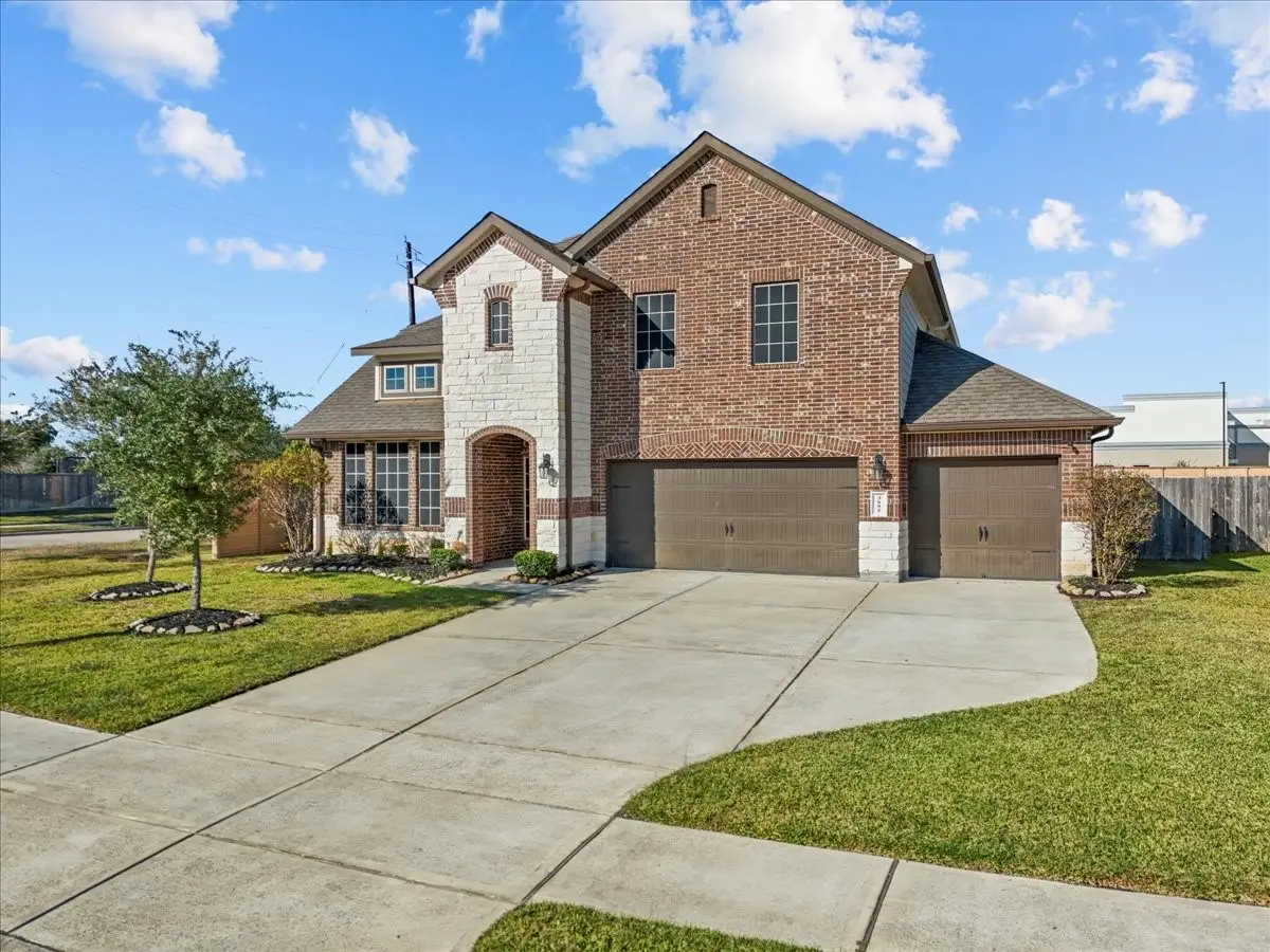 3695 Hughes Court, Pearland, TX 77581 - Image #1