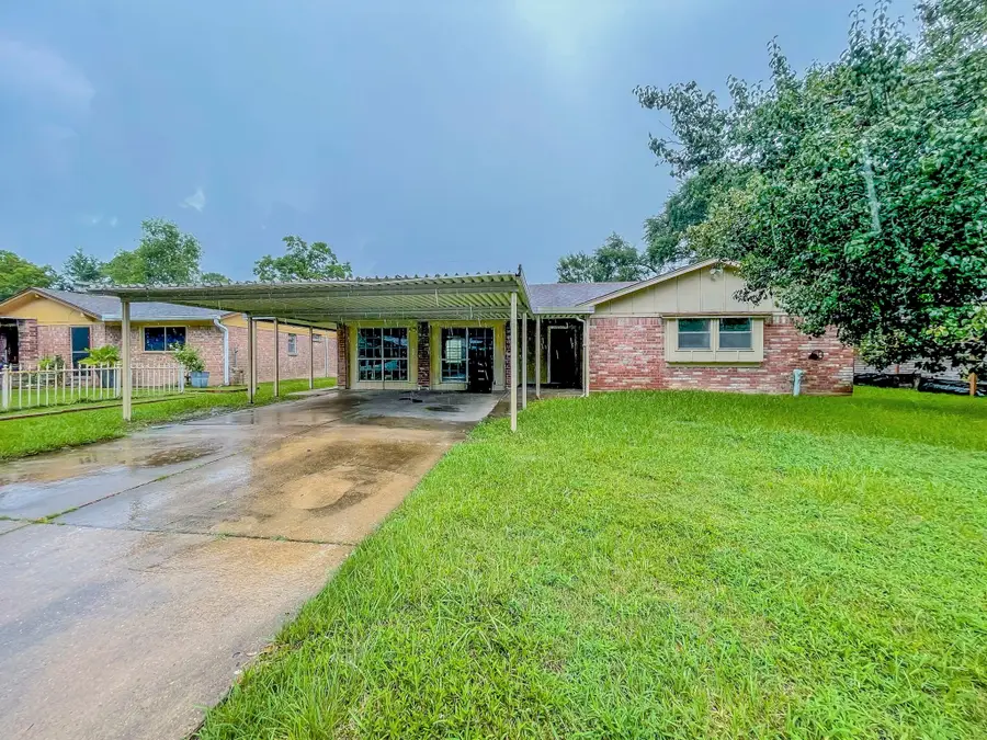 7219 Willowtex Drive, Houston, TX 77396 - Image #3