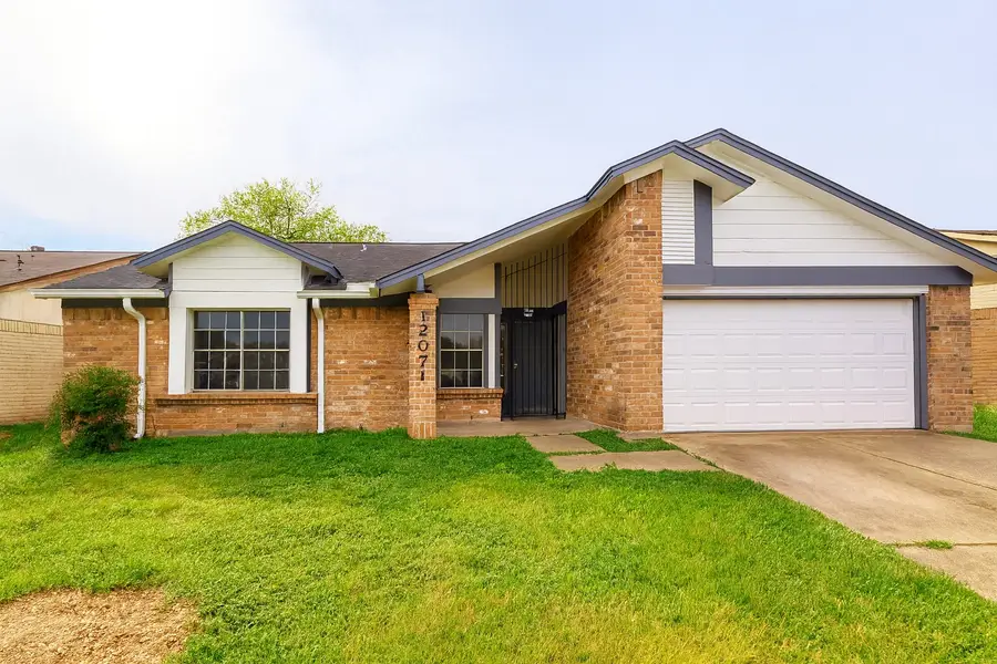 12071 Plumbrook Drive, Houston, TX 77099 - Image #2