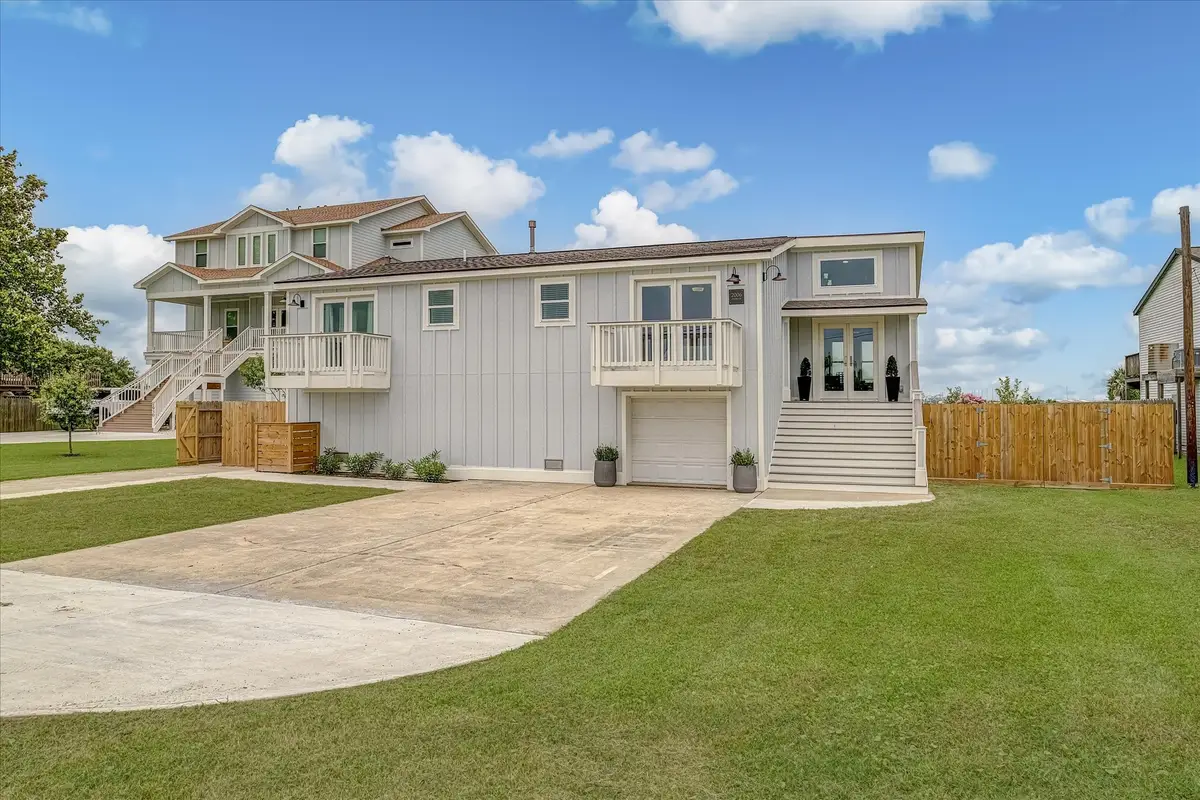 2006 Sydnor Lane, Galveston, TX 77554 - #1