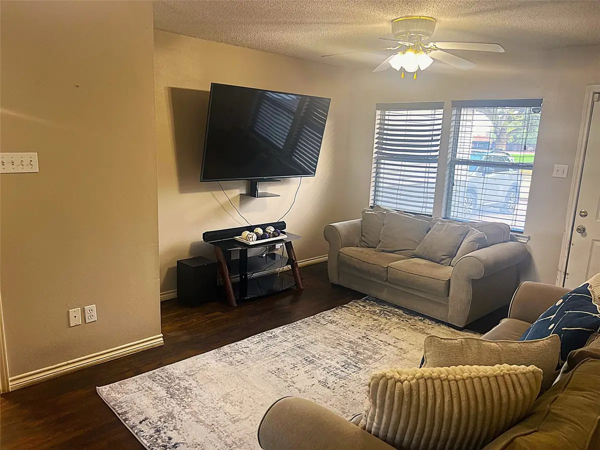 205 N Logan Street, Texas City, TX 77590 - Image #1