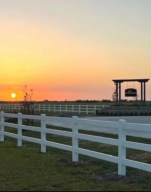 1095 Allie Lane, Dayton, TX 77535 - Image #2