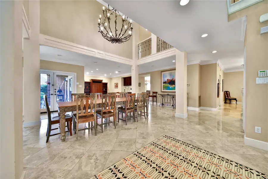 248 Bryn Mawr Circle, Hunters Creek Village, TX 77024 - #2