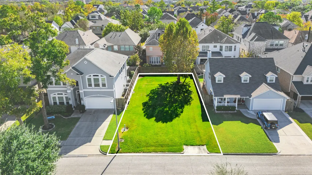 4313 Vivian Street, Bellaire, TX 77401 - Image #1