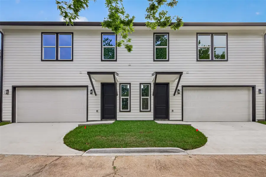 703 Carol Lynn Drive #A/B, Missouri City, TX 77489 - #2