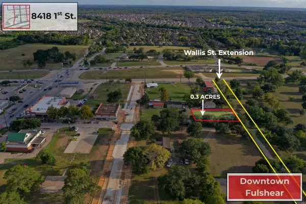 8418 First Street, Fulshear, TX 77441