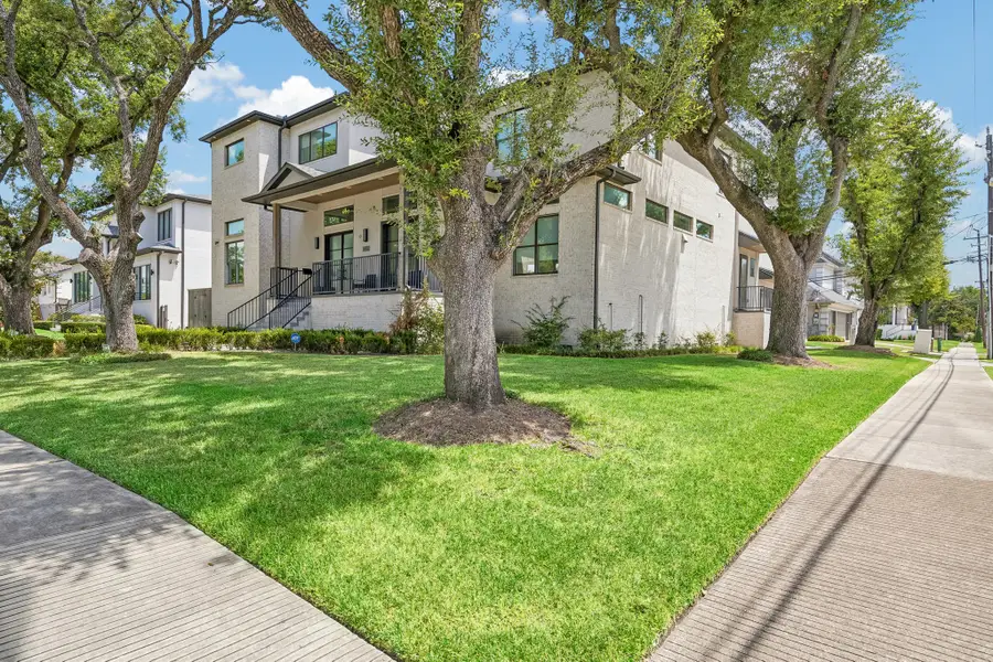 4951 Valkeith Drive, Houston, TX 77096 - #2