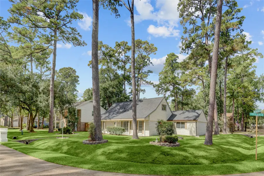 6502 Cypress Point Drive, Houston, TX 77069 - Image #2