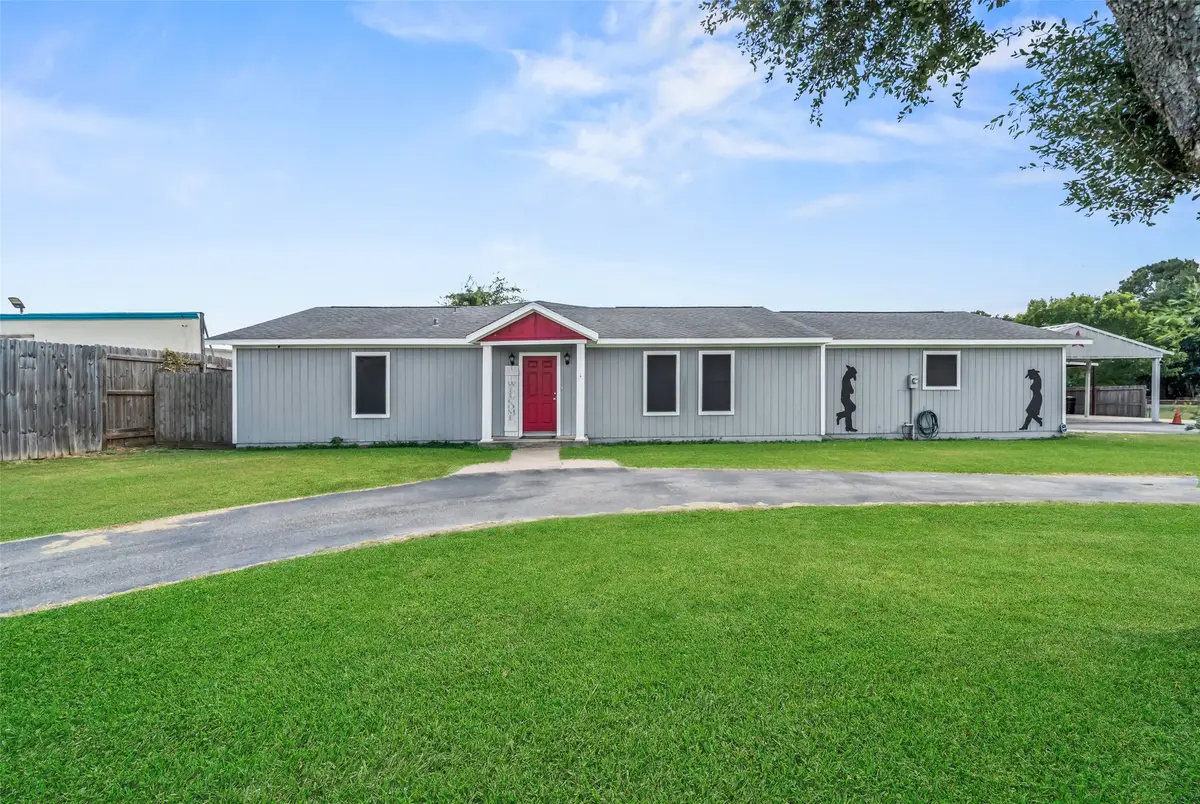 28599 Bunting Road, Waller, TX 77484 - Image #1