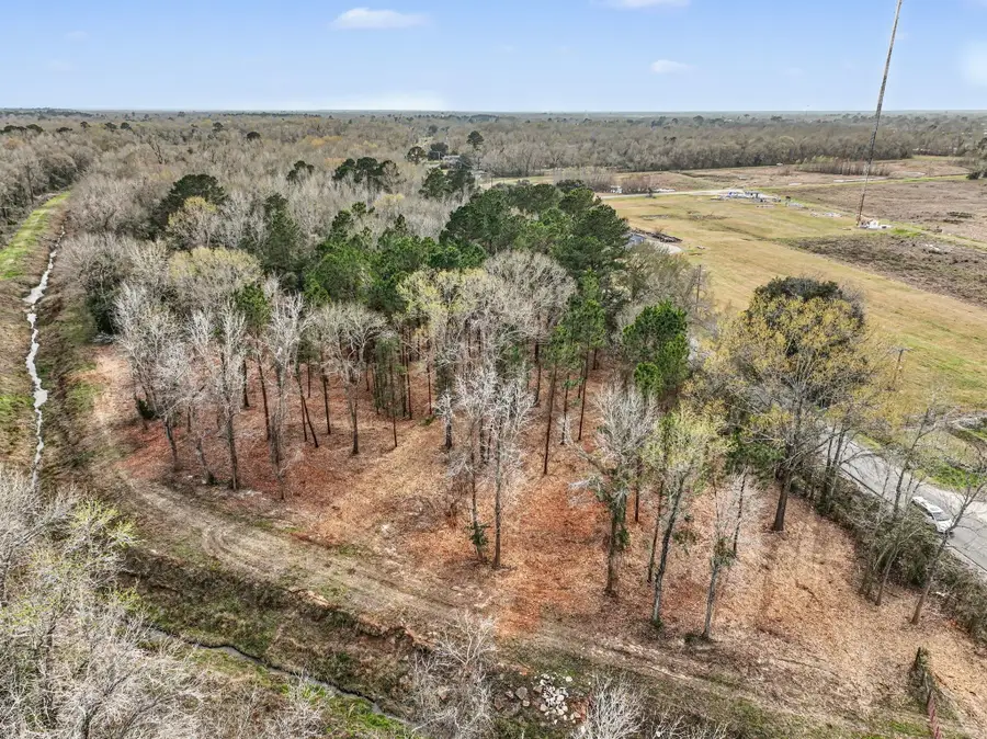 000 Lakeland Dr, Liberty, TX 77575 - #3