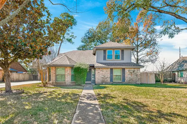 15411 Lago Villa Drive, Tomball, TX 77377