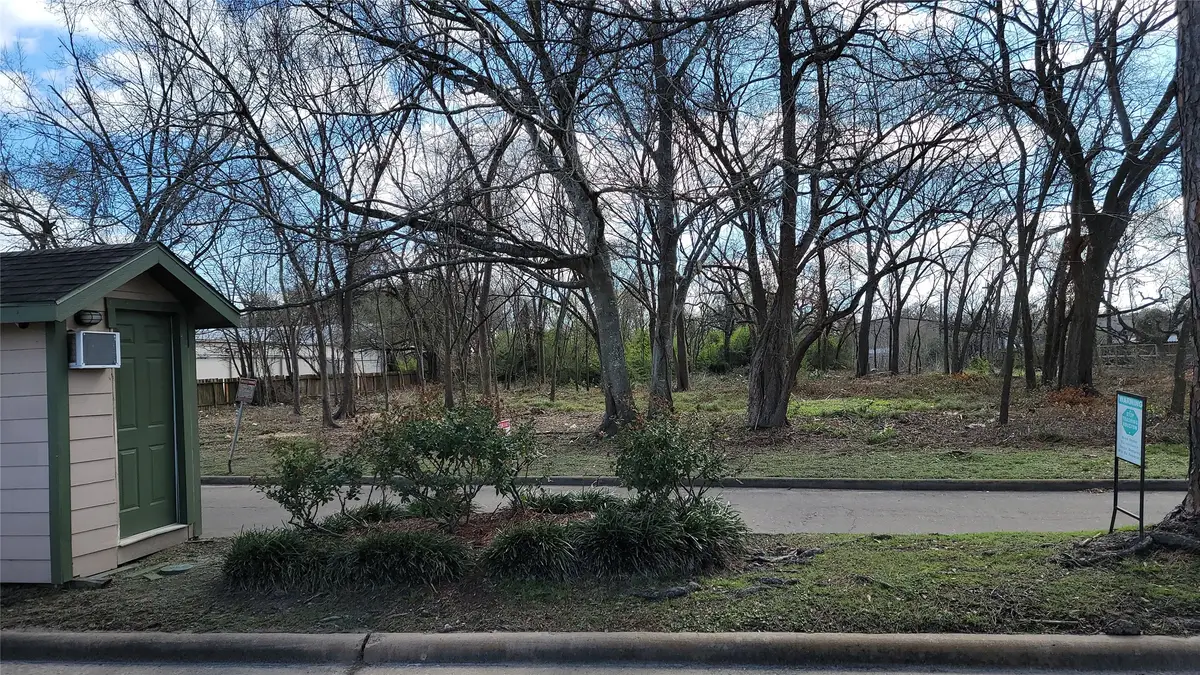 7051 Majestic Oaks Drive, Houston, TX 77088 - #1