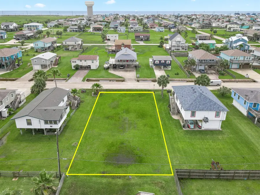 16534 Jolly Roger, Jamaica Beach, TX 77554 - Image #2