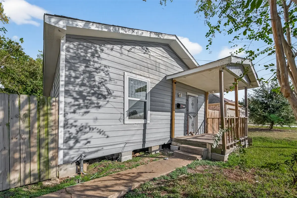 8211 Parnell Street, Houston, TX 77051 - Image #1