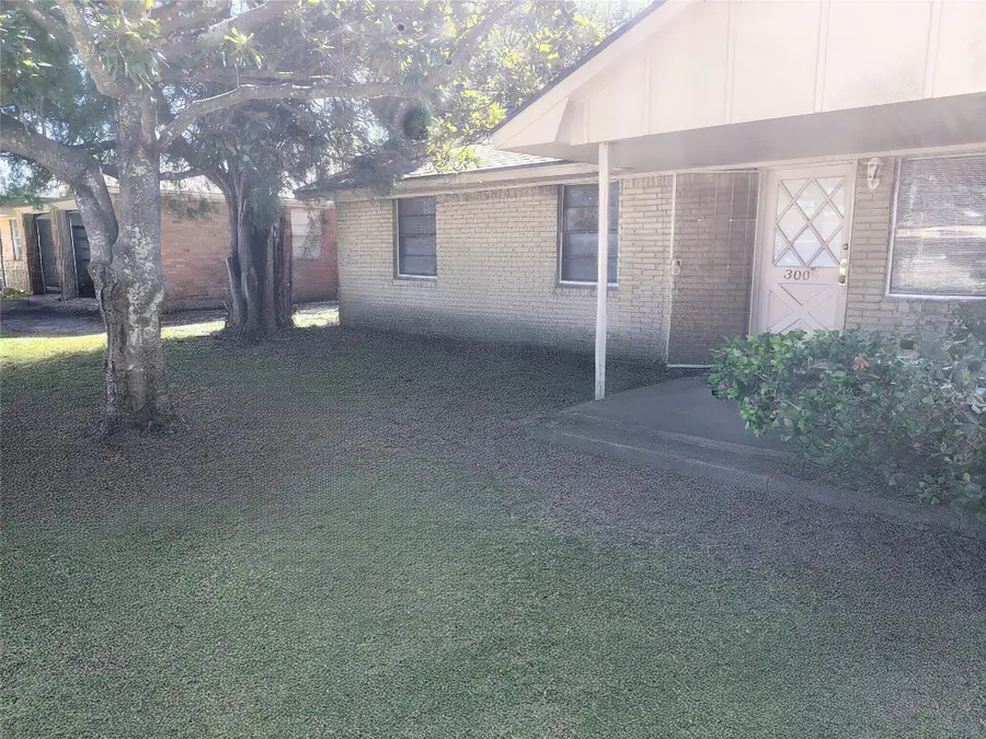 3005 Somerset Avenue, Texas City, TX 77590 - Image #2