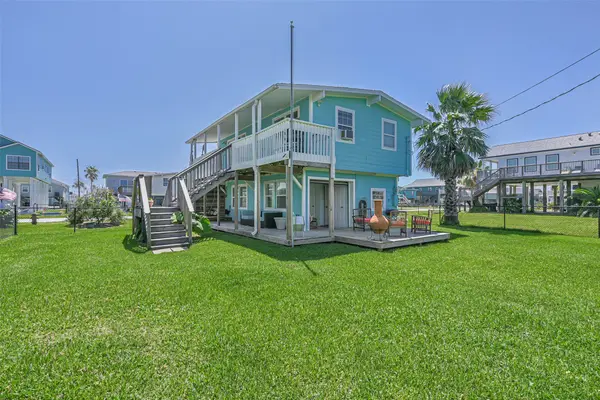 4035 Hardin Drive, Galveston, TX 77554