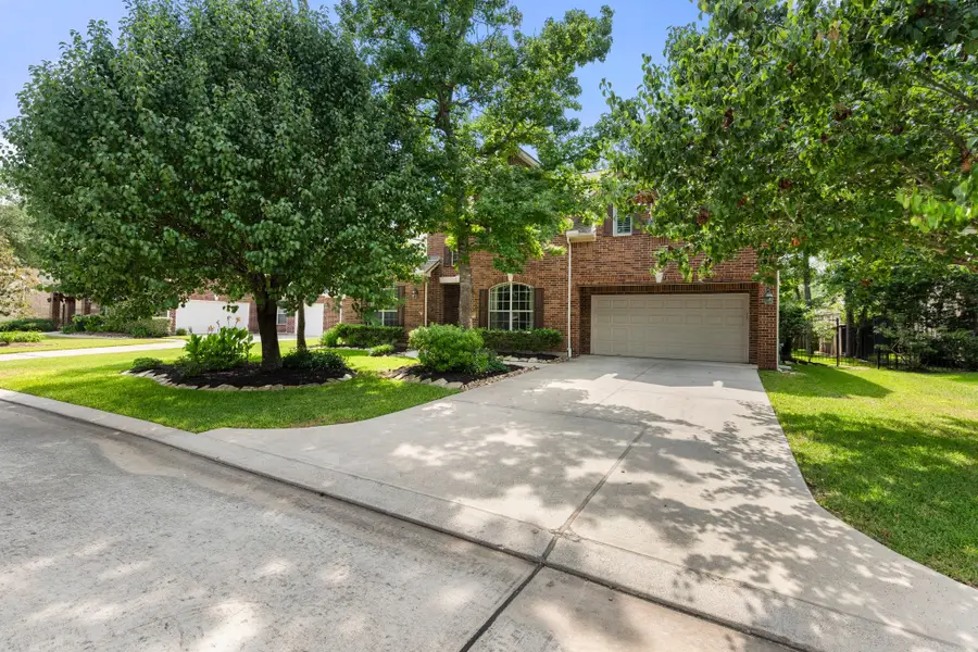 95 W Hullwood Circle, The Woodlands, TX 77389 - Image #3