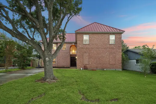 4505 Mimosa Drive, Bellaire, TX 77401