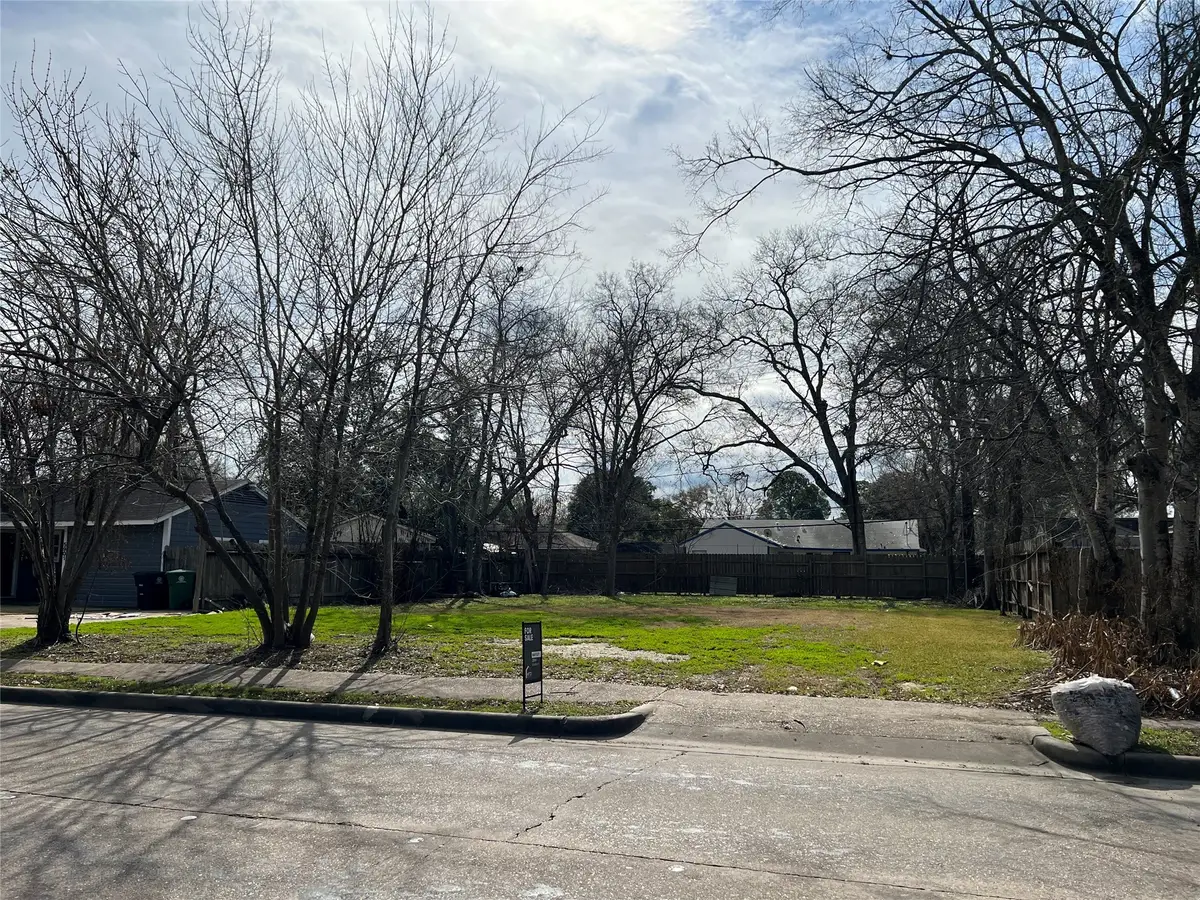 5905 Beechnut Street, Houston, TX 77074 - Image #1