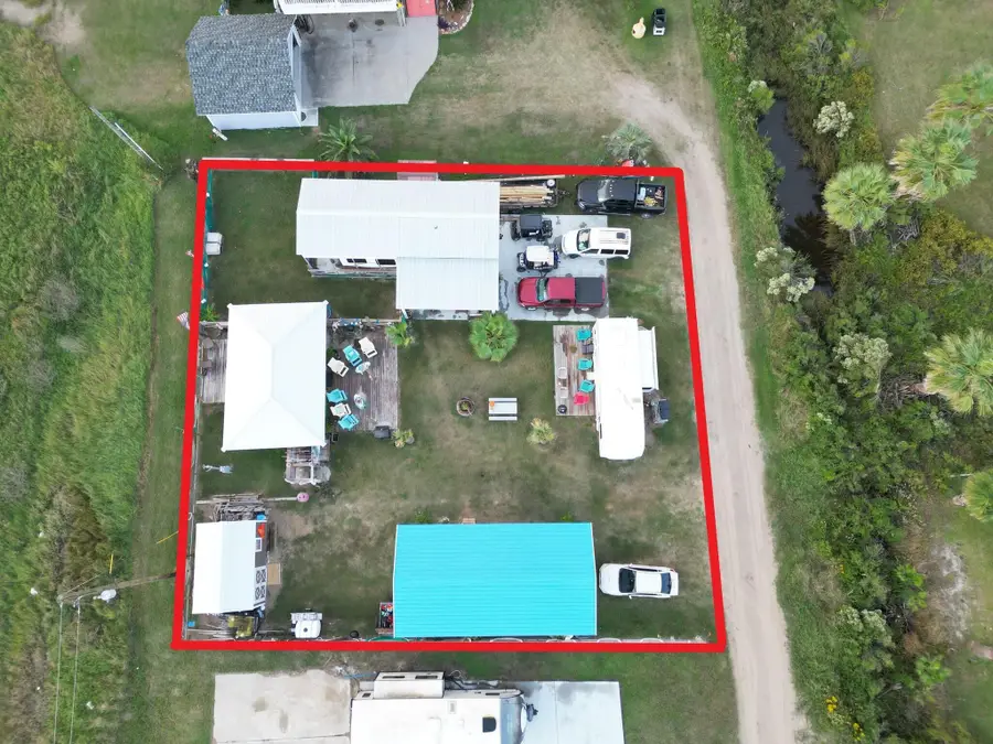 1035 Yeager Street, Gilchrist, TX 77617 - Image #2