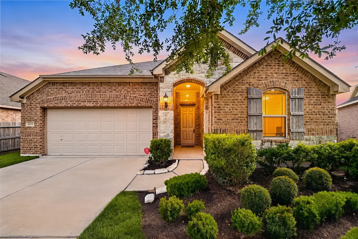 6200 Glenn Hills Lane, League City, TX 77573 - #1