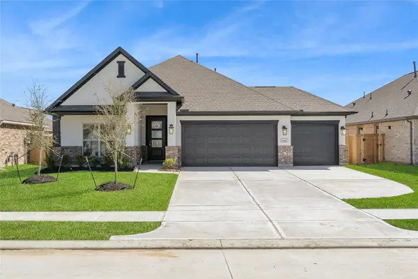 1537 Apache Heights Drive, Dayton, TX 77535