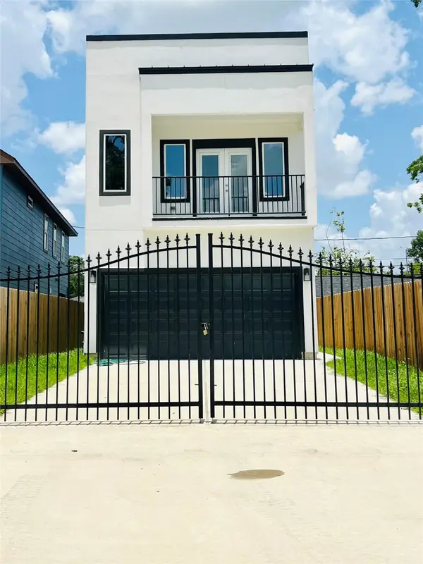 153 Treasure Drive, Houston, TX 77076