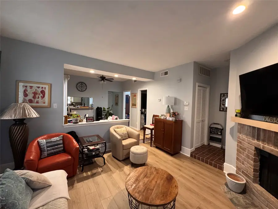 3100 Walnut Bend Lane #201, Houston, TX 77042 - #2