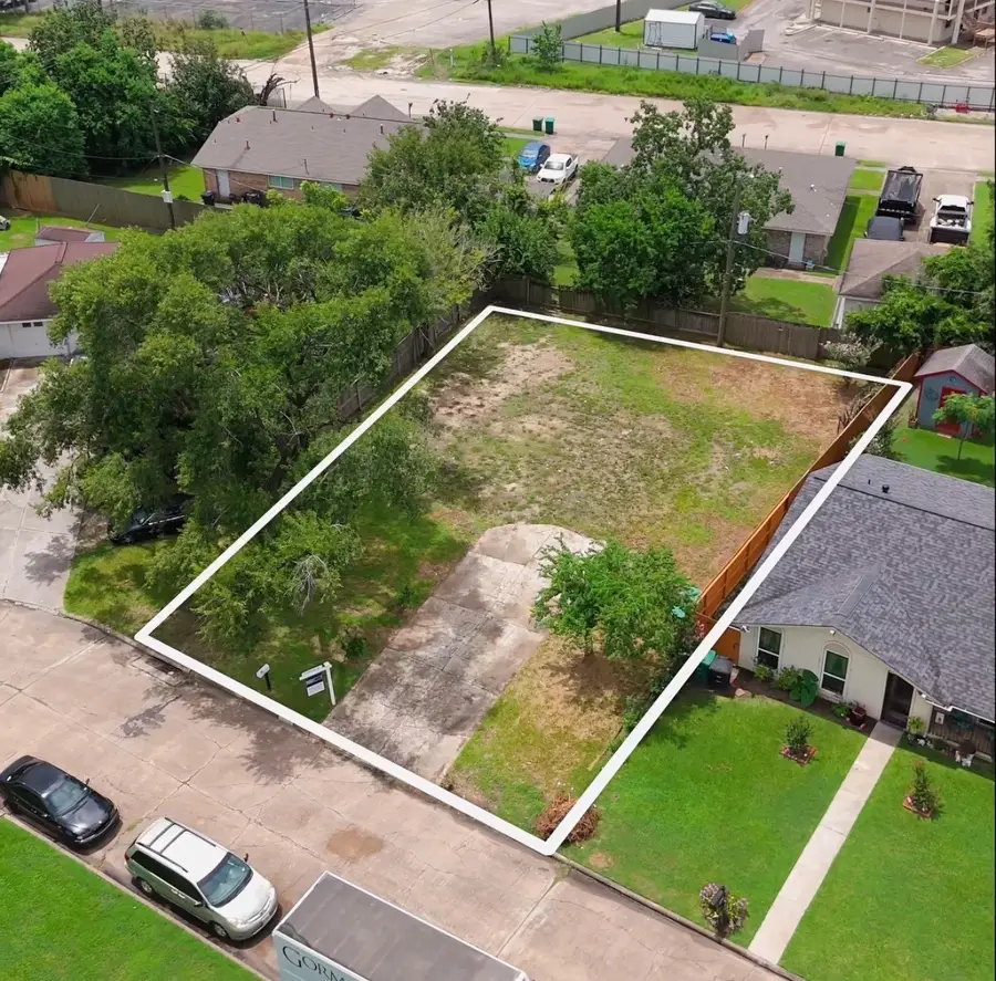 959 Greatwood Drive, Houston, TX 77013 - Image #3