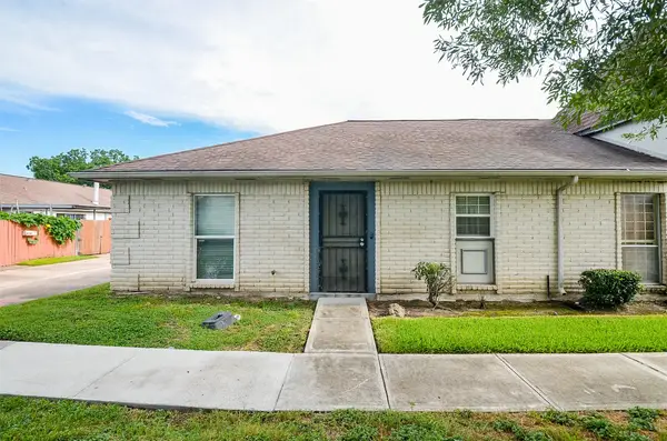 7323 Cook Road, Houston, TX 77072