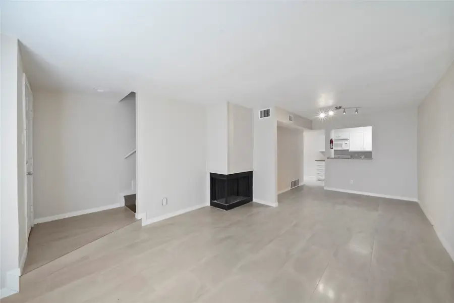 17210 Imperial Valley Drive #2, Houston, TX 77060 - Image #3