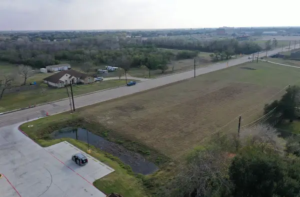 3600 Miori Lane, Victoria, TX 77901
