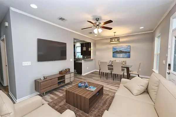 2107 54th Street, Galveston, TX 77551