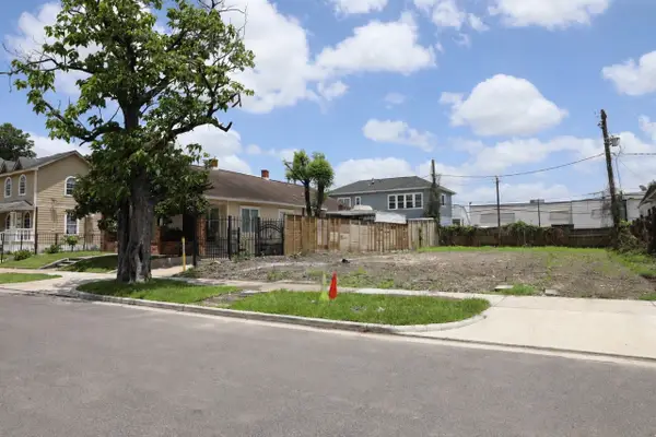 305 Everton Street, Houston, TX 77003