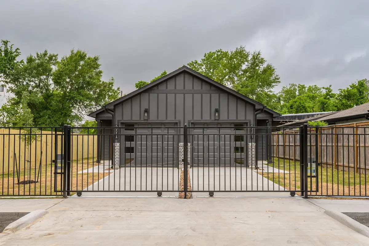 5921 Mountwood Street #A/B, Houston, TX 77091 - #1