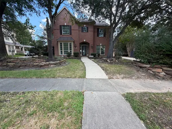 25722 Lake Springs Way, Spring, TX 77373