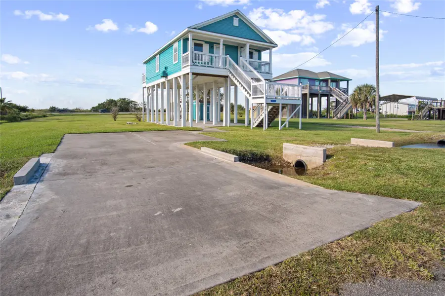1317 Anderson Avenue, Port Bolivar, TX 77650 - Image #2