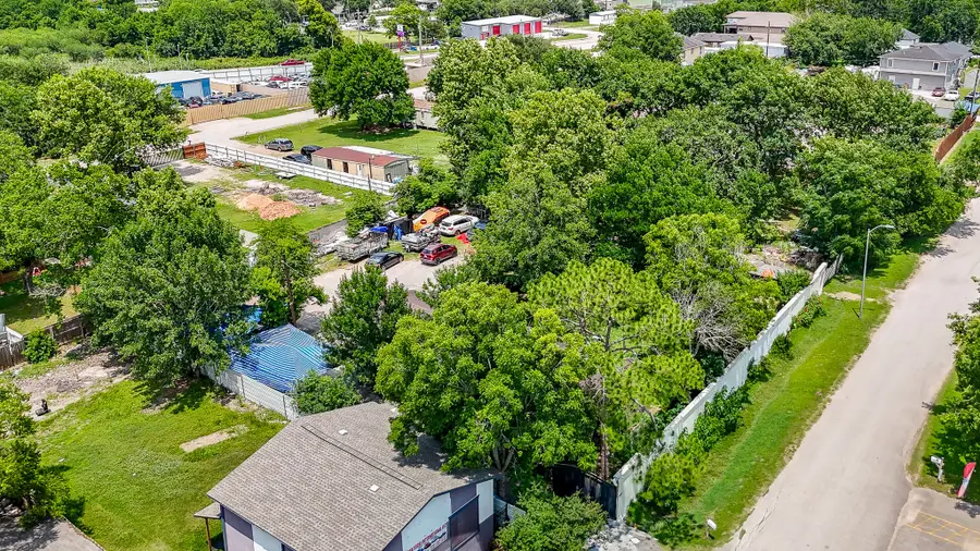 16005 Old Richmond Road, Sugar Land, TX 77498 - Image #2