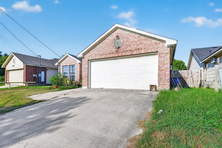 10453 Aldine Westfield Road, Houston, TX 77093 - #2