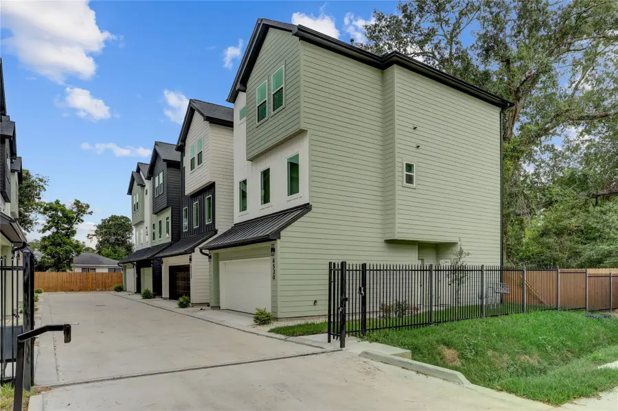 6536 Goldspier Street, Houston, TX 77091 - #2