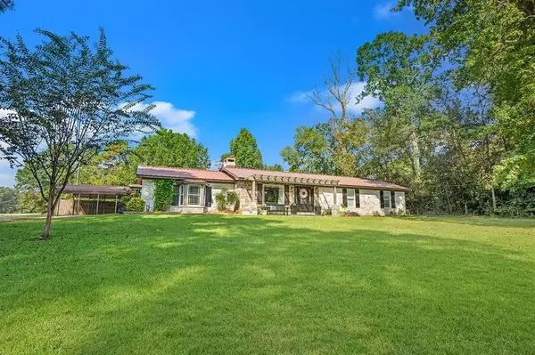 1349 Us Hwy 96 N, Center, TX 75935