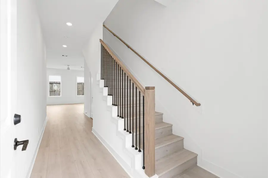 10098 Serrano Park Drive, Houston, TX 77075 - Image #3