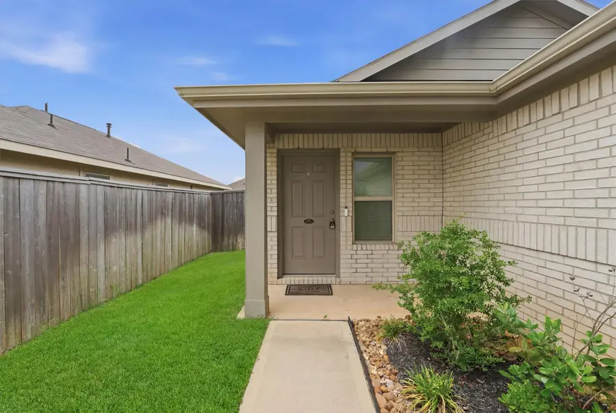 213 Rustic Ridge Circle, Magnolia, TX 77354 - #2
