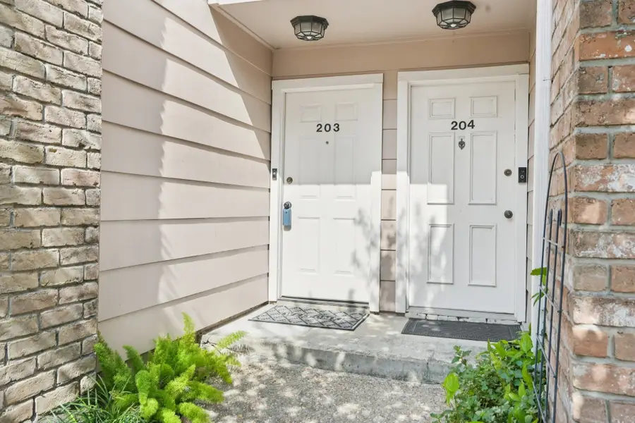 2800 Jeanetta Street #203, Houston, TX 77063 - Image #3