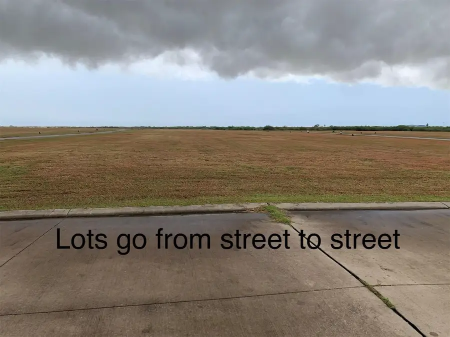 3029 Camp Hulen Dr, Palacios, TX 77465 - Image #2