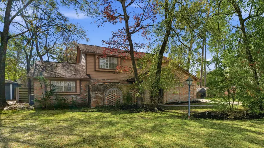 211 Shenandoah Drive, Shenandoah, TX 77381 - #2