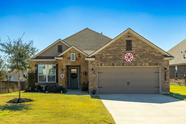 2001 Vineyard Pass, Brenham, TX 77833