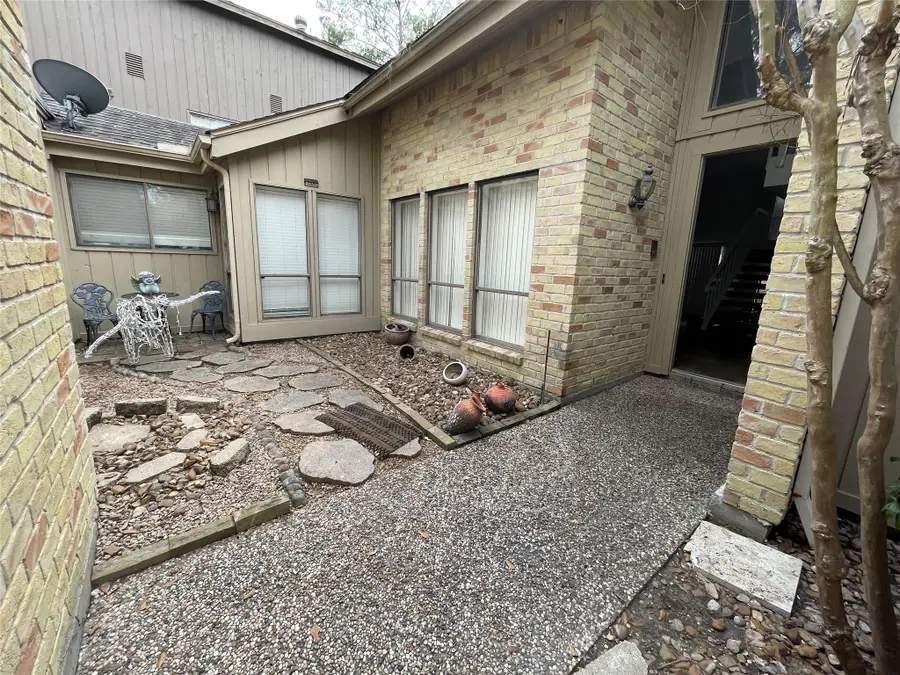 156 Old Bridge Lake, Houston, TX 77069 - #2